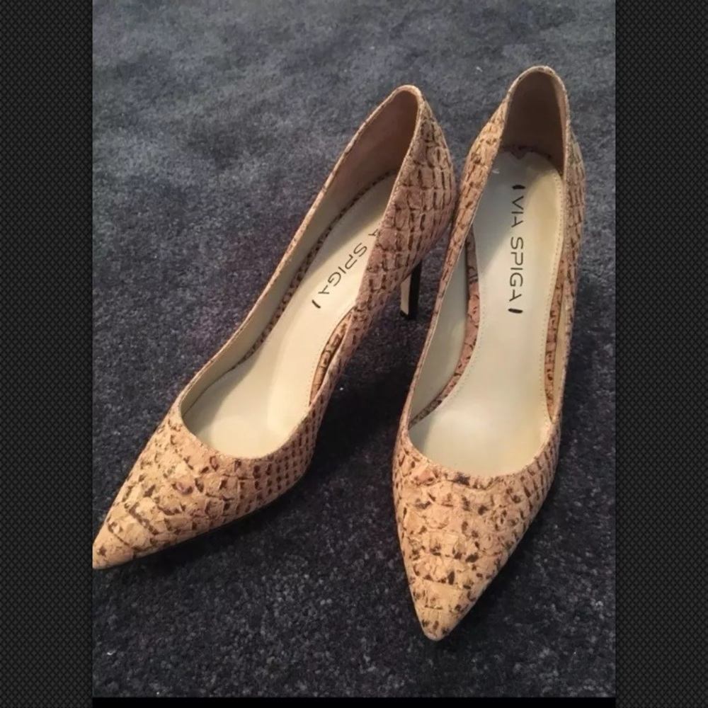 Via spiga heels